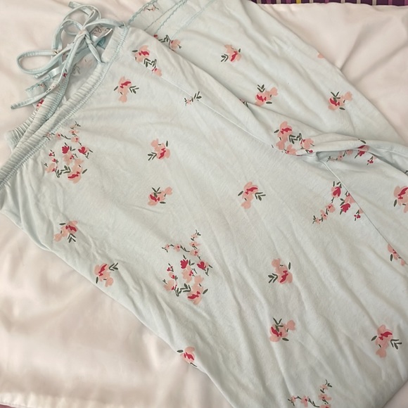 Vanity fair short sleeve pyjamas tie waist size M 10-12. Good used condition. - Picture 13 of 15